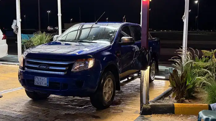 رينجر فورد ديزل دبل 2015 ازرق مجهزه تجهيز بر 4