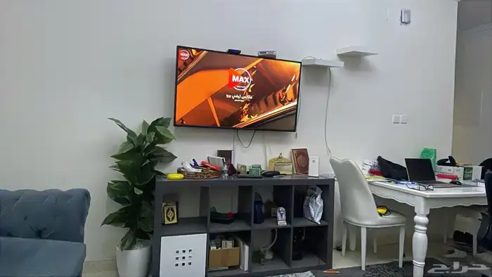 مجلس مع سجادة وطاولة ايكيا 1