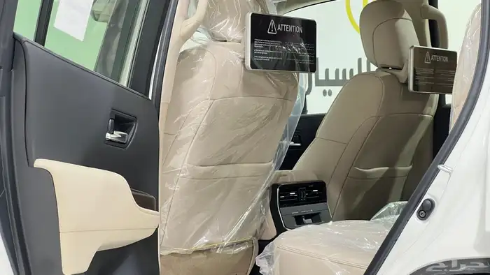 تويوتا لاندكروزر GX.R.2025.L5فل كامل تنفس طبيعي خليجي 12