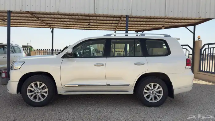 تويوتا لاندكروزر جي اكس ار 2018 سعودي 14