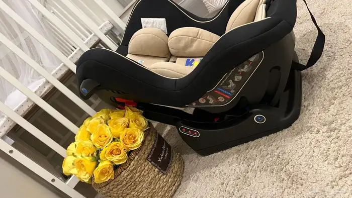 مقعد وكرسي سياره 2