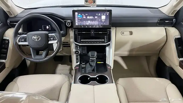 تويوتا لاندكروزر GX.R.2025.L5فل كامل تنفس طبيعي خليجي 10