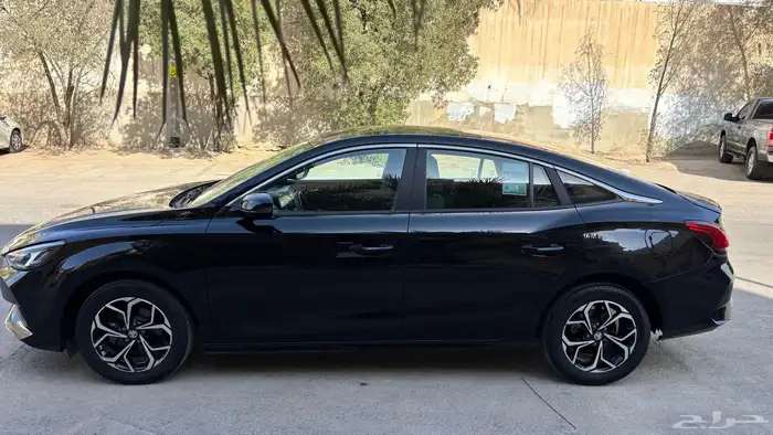 ام جي GT 2024 ممشى قليل للبيع 3