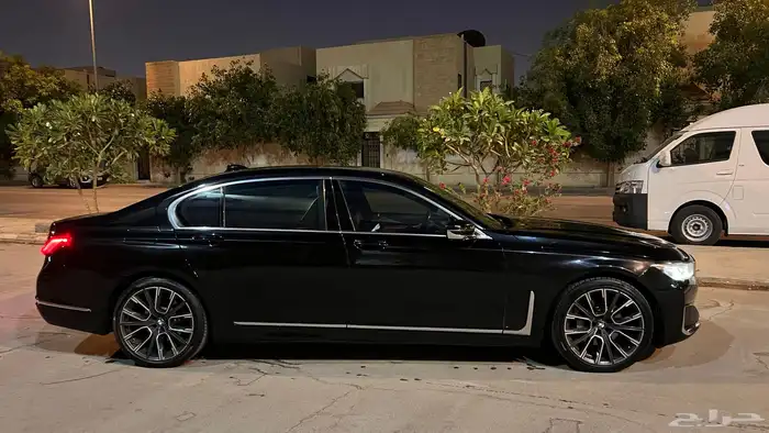 BMW 730Li 3