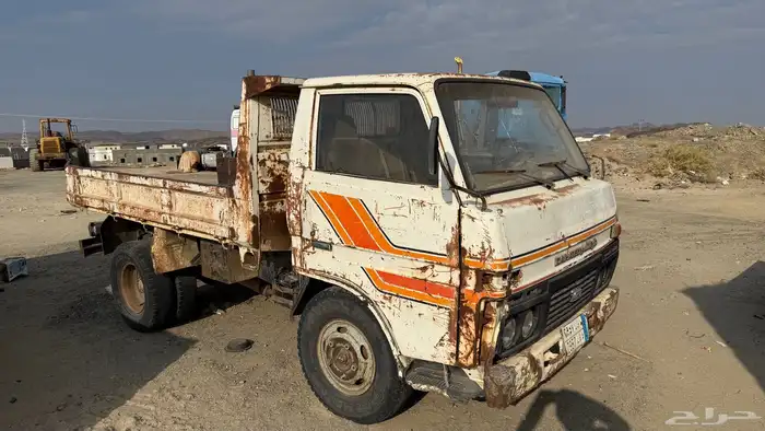 للبيع قلاب وعربة 0