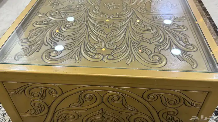 طقم كنب والستاره وطاولة 8