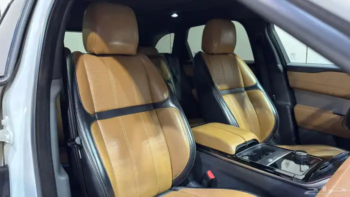 رنج روفر فيلار 2020 بحالة ممتازة 16