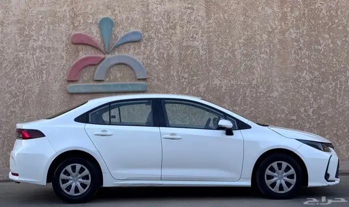 تويوتا كورولا XLE 2022 5