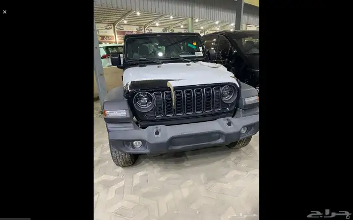 جيب رنجلر تيربو اسبورت 2024 (اسود او رصاصي ) 2