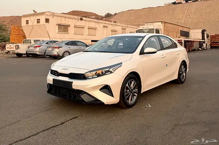 كيا K3 ( بنزين ) 2022 اعلى نوع بدون فتحه سقف للبيع 0