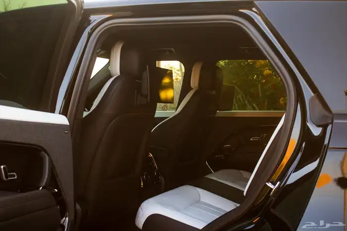 رنج روفر سبورت   2023 14