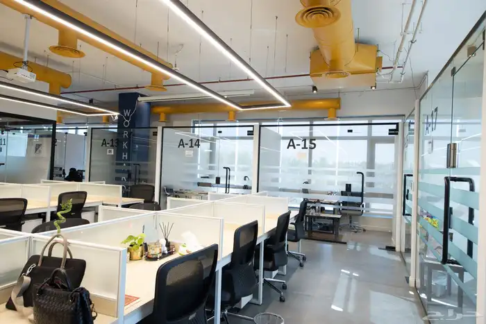 مكاتب مؤثثة للإيجار 6