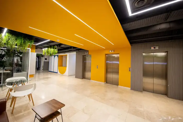 مكاتب مؤثثة للإيجار 19