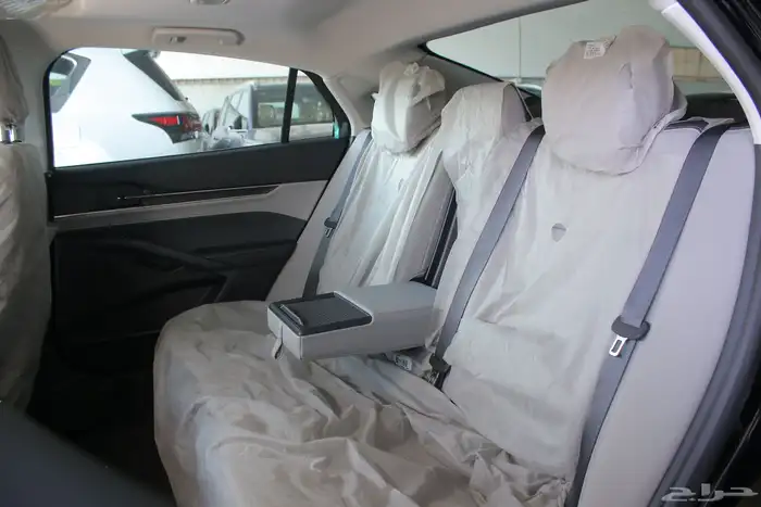 متوفر فورد توروس امبيانتي موديل2025 كاش وتقسيط 8