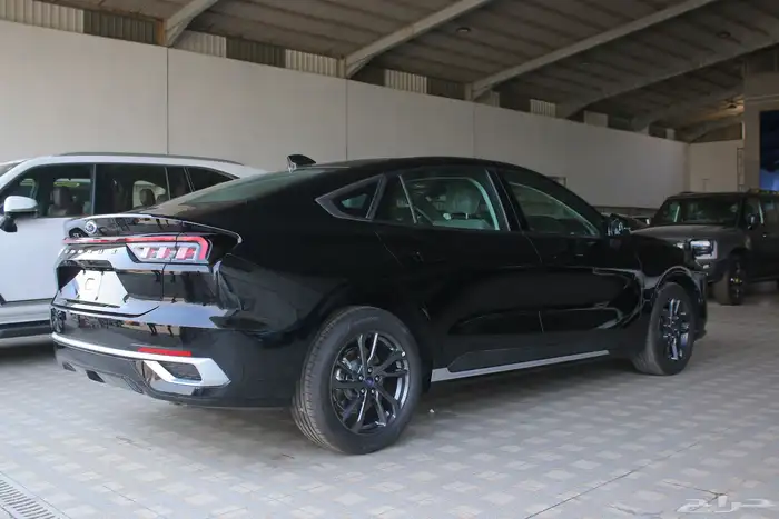 متوفر فورد توروس امبيانتي موديل2025 كاش وتقسيط 12