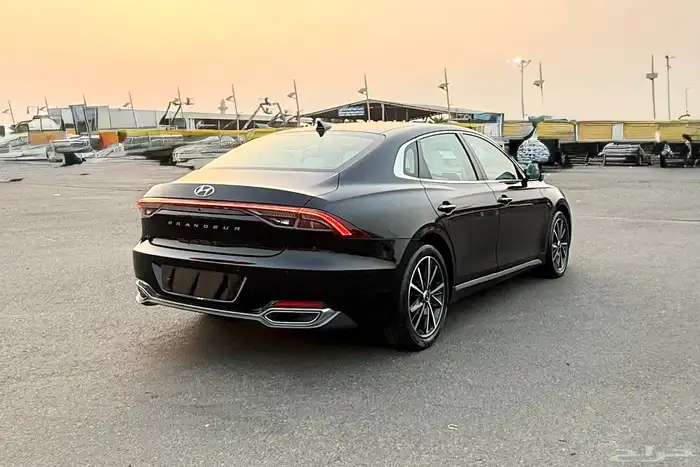 هونداي ازيرا 2022 ( 4 سلندر ) فل كامل بدون بانوراما للبيع 3