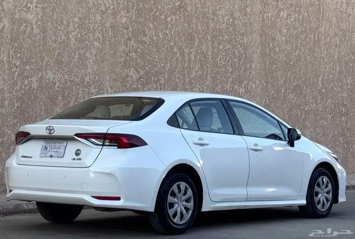 تويوتا كورولا XLE 2022 6