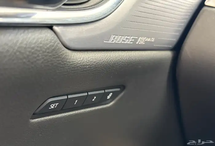 كاديلاك Sport فل الفل مواصفات نادره (ممشى قليل) 33