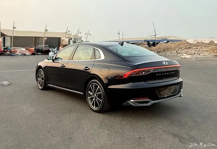 هونداي ازيرا 2022 ( 4 سلندر ) فل كامل بدون بانوراما للبيع 5