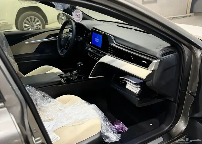 تويوتا كامري LE 2025 بنزين جديد اصفار بأقل سعر 14