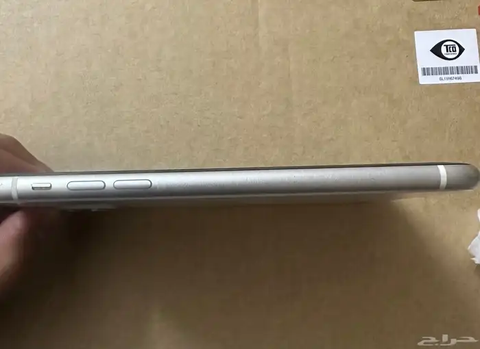 ايفون 11 أبيض 4