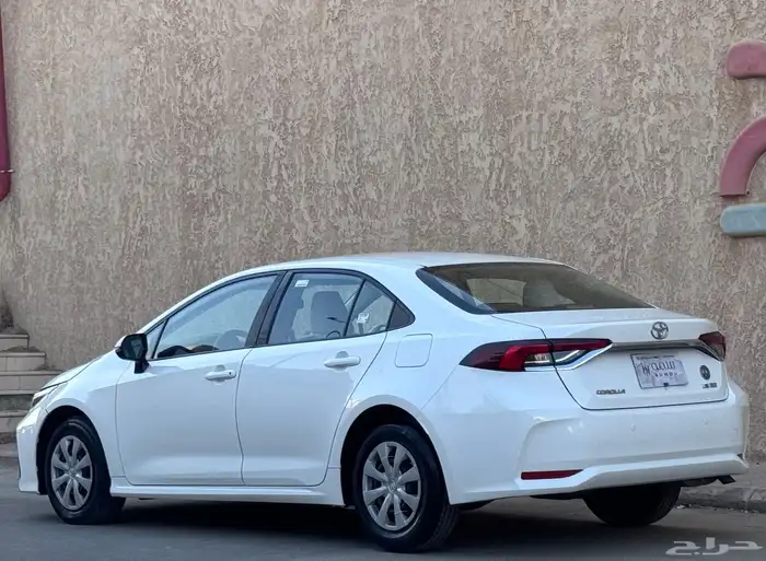 تويوتا كورولا XLE 2022 2