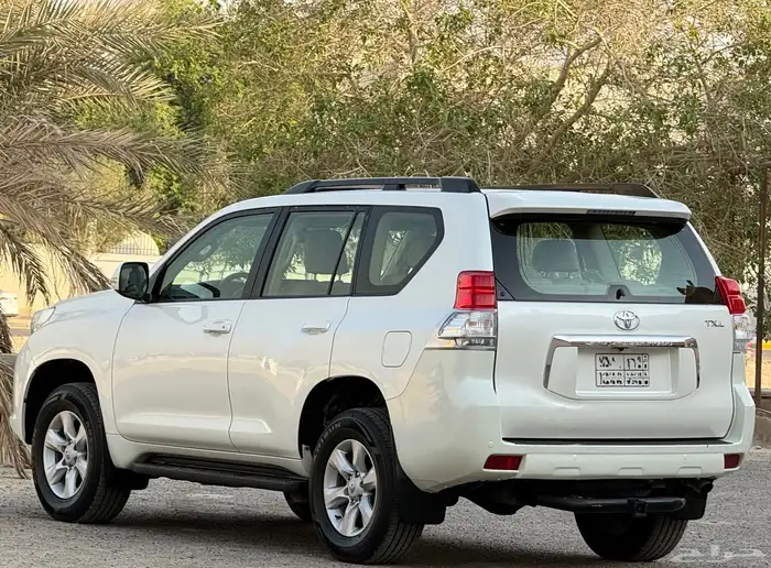 تويوتا برادو 2012 (V6)سعودي 5