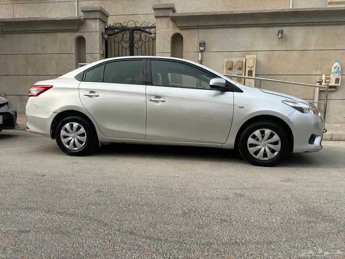 للبيع يارس 2015 5