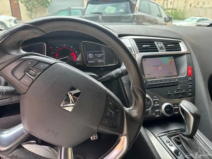 ستروين DS5 لعشاق الذوق والتصميم الفرنسي 2014 6