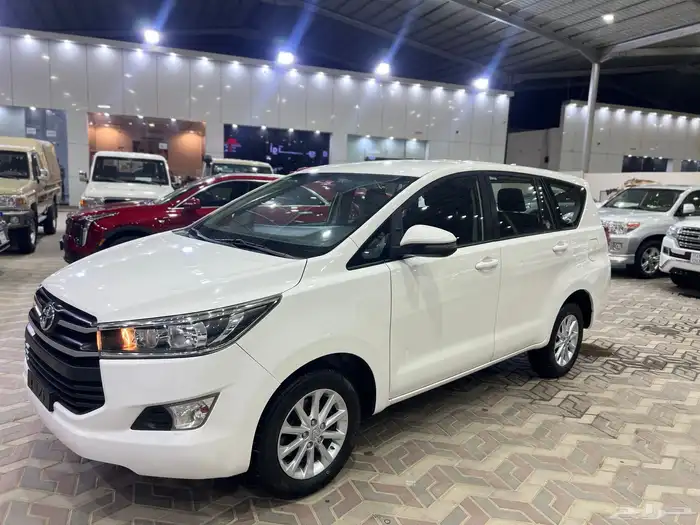 تويوتا انوفا 2020 فل كامل بنزين ماشي 122 الف 2