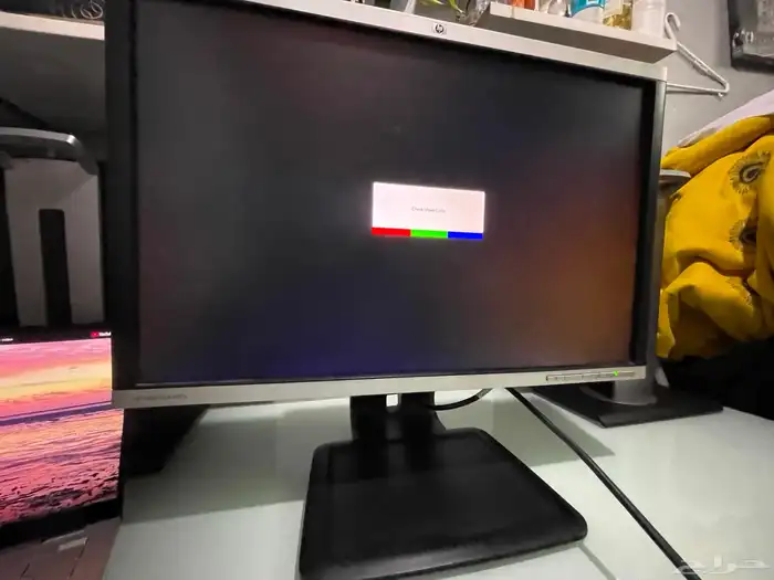 شاشات كومبيوتر موجود كميه 5