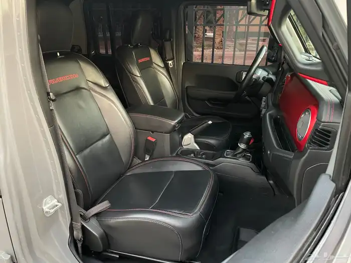 جيب رانجلر جلاديتور 2021 روبيكون نظيف جدا بحال الوكاله 19