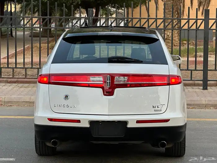 لينكون MKT موديل 2013 فل كامل 8