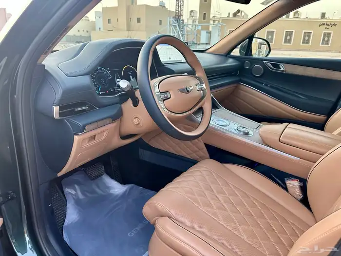 للبيع جينيسس GV80 شبه اصفار مخزن بحالة الوكالة 67