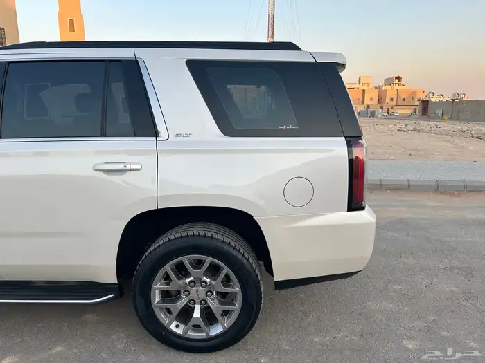 يوكن 2015 SLT اعلئ فئة وكالة 15