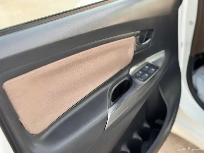 تويوتا افانزا 2016 _1.5 بنزين 3