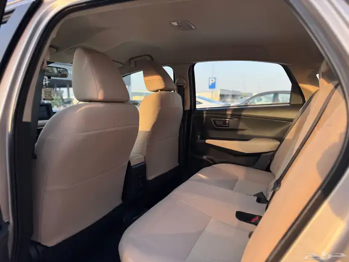 تويوتا يارس 2023 تيتانيوم 8