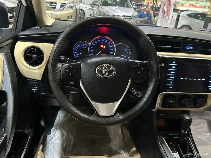 تويوتا كورولا موديل 2018 نص فل 13