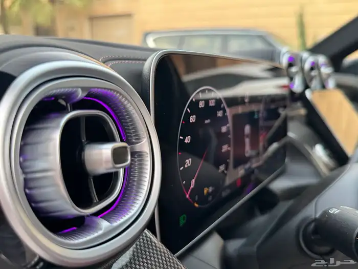 مرسيدس GLC 200 Coupe جديد 2025 باكج AMG فل كامل 6