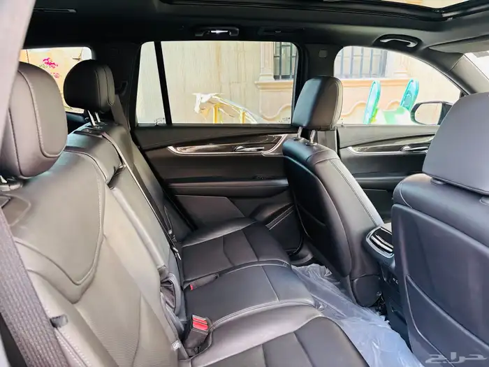 كاديلاك Sport فل الفل مواصفات نادره (ممشى قليل) 13