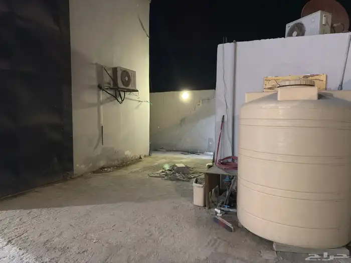 ورشه او مستودع تقبيل في القطيف التركيه الصناعيه 2