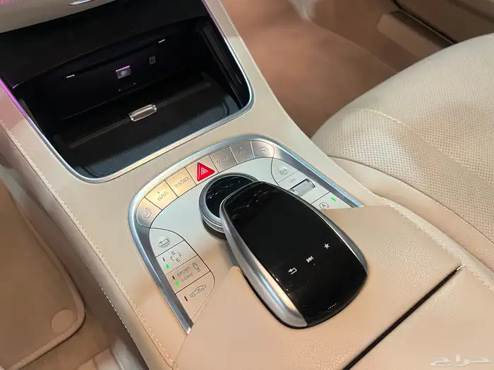 مرسيدس s400 مخزنه عداد 77 الف جفالي 4 ازارير وكاله 33