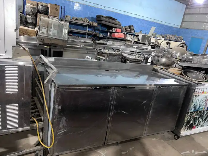 ساج شورما وساج فطير وطولت مغسل وسخان أمركي وثلاجة تجميد و 5