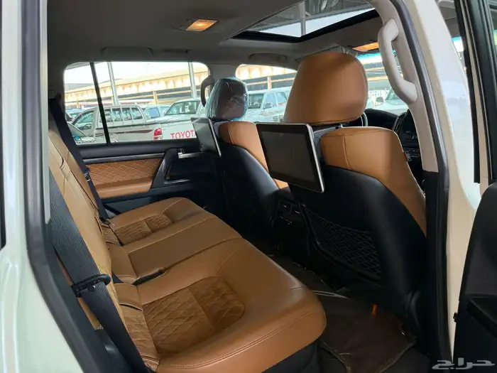 تويوتا لاندكروزر جي اكس أر تورينق سعودي رقم 4 موديل 2021 23