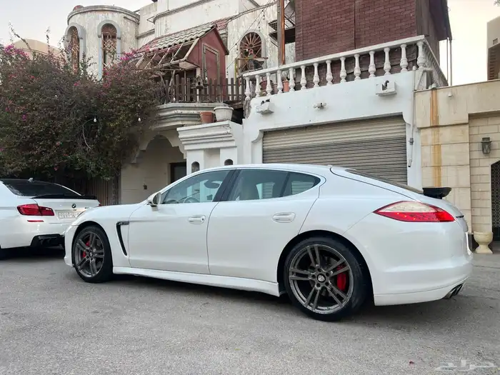 بورش باناميرا s 2010 6