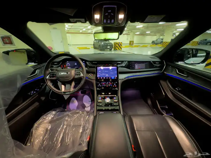 جيب جراند شروكي 2023 اوفر لاند 1