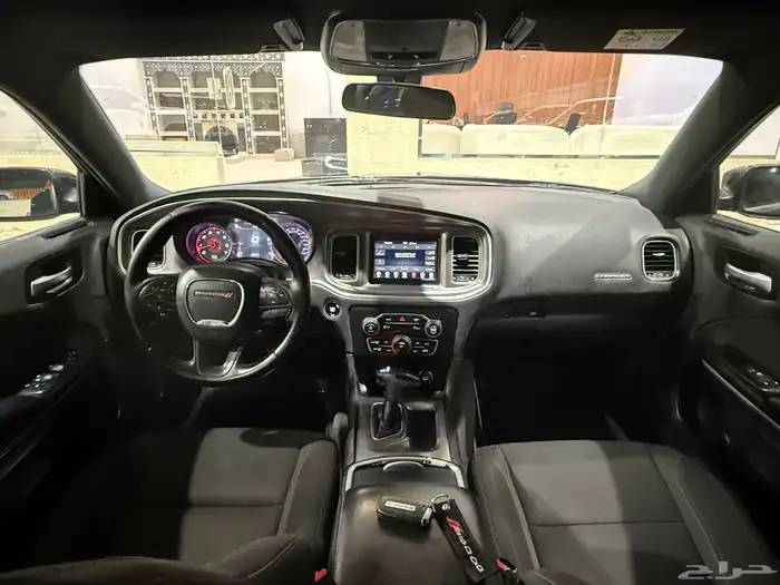 دودج تشارجر 2019 SXT (بحالة ممتازة) 12