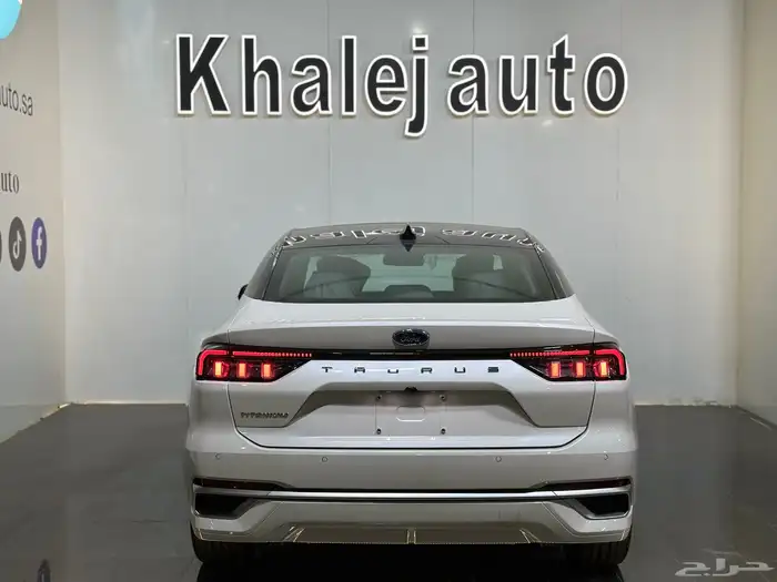 فورد تورس تيتانيوم 2026 5