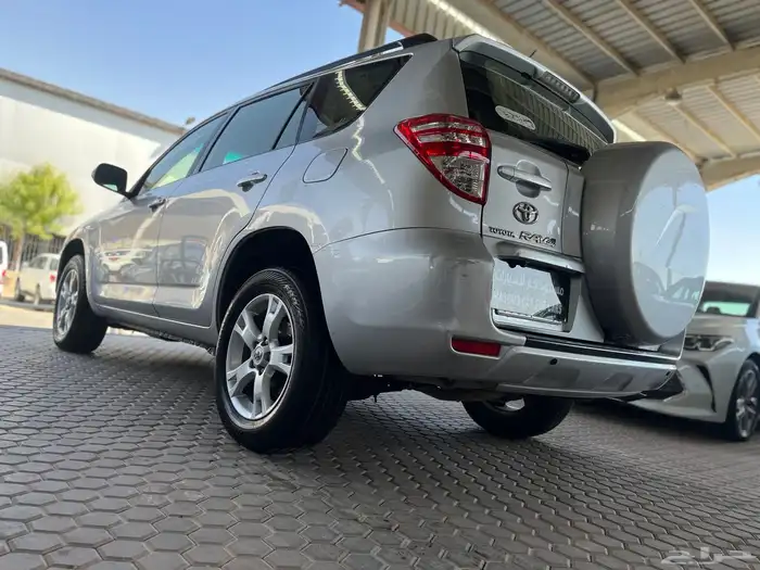 تويوتا راف فور2012 13