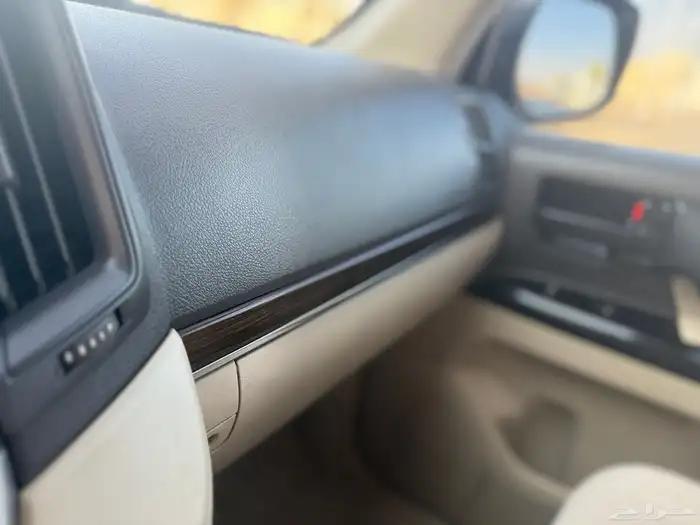 للبيع لاندكروزر نظيف جدا بإسمي من الوكالة 7